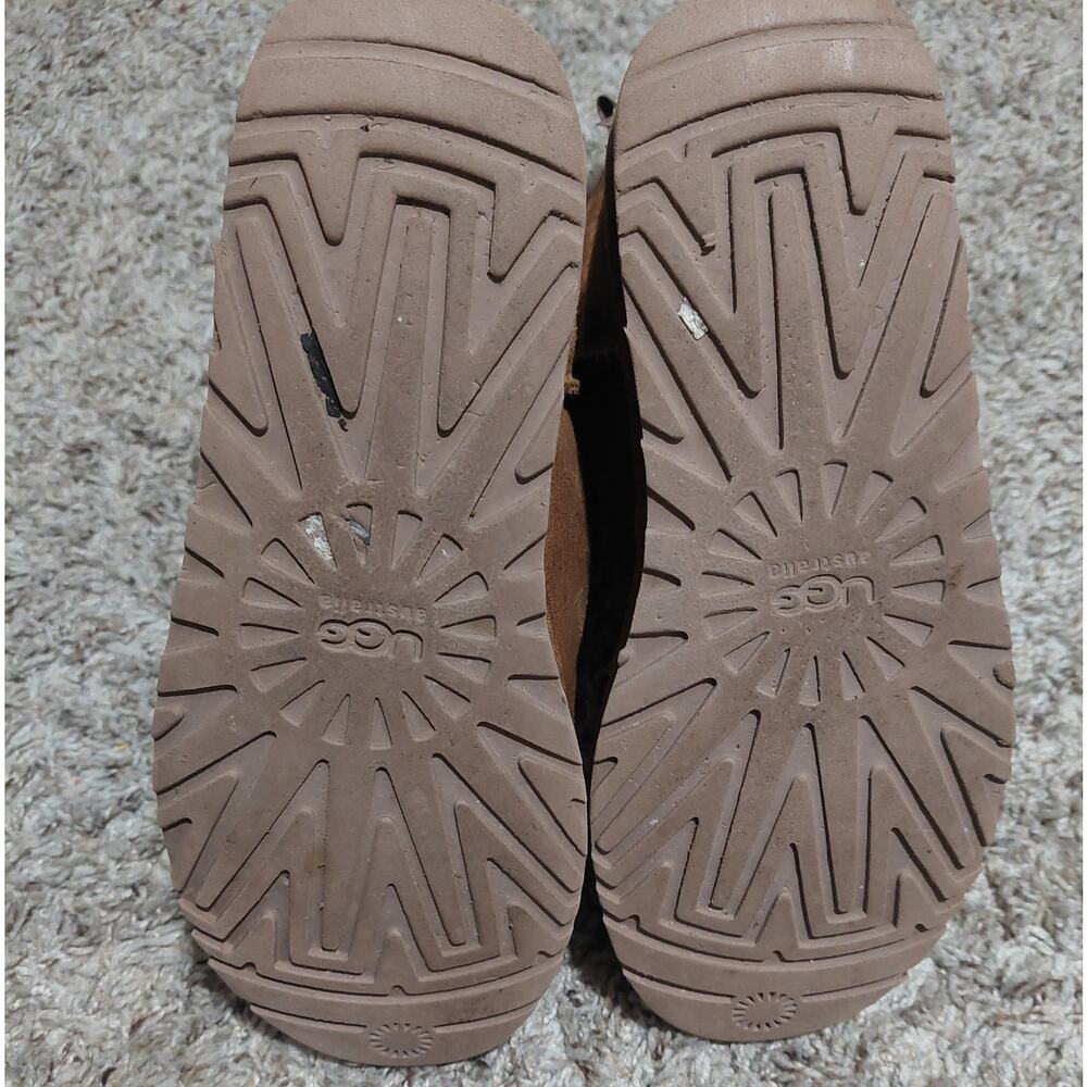 UGG metro short bow Chestnut Boots SZ 6 - Picture 12 of 14